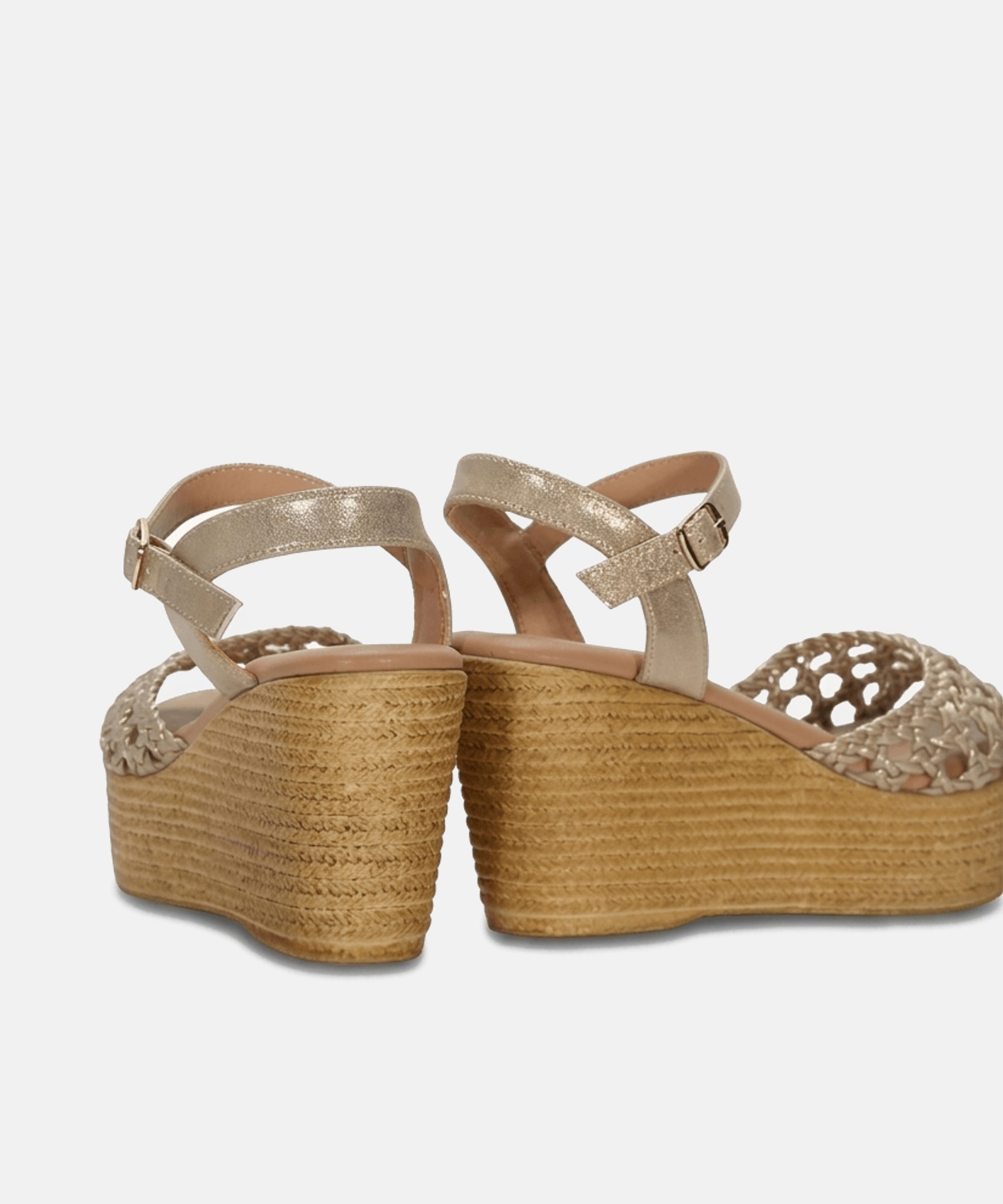 Sandalia plataforma sport image number null